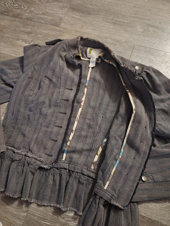 Urban Outfitters Victorian Striped Gray Ruffle Pepulum Hem Cropped Blazer - Picture 2 of 9